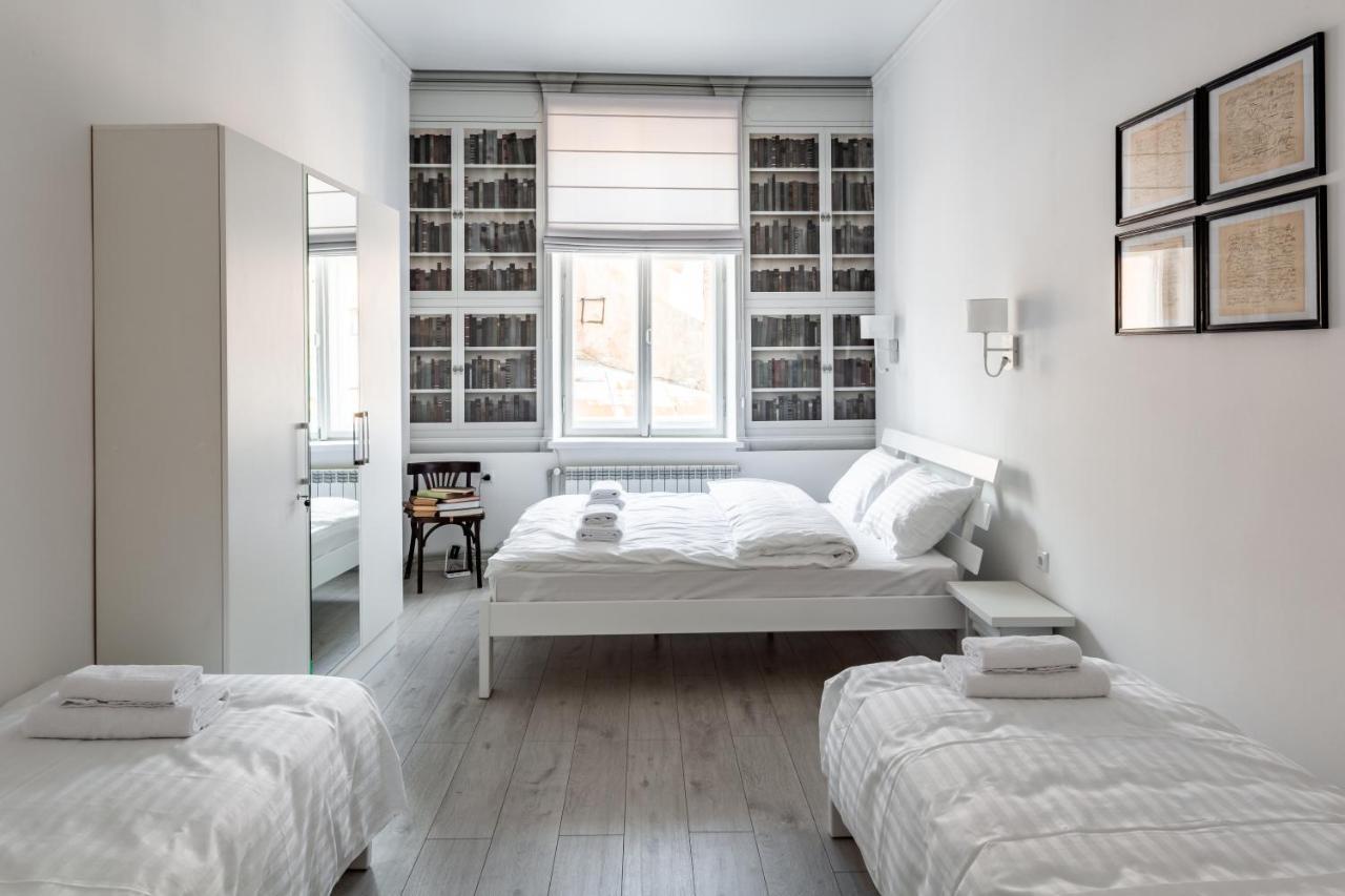 Bookinist Apartment Лвив Екстериор снимка