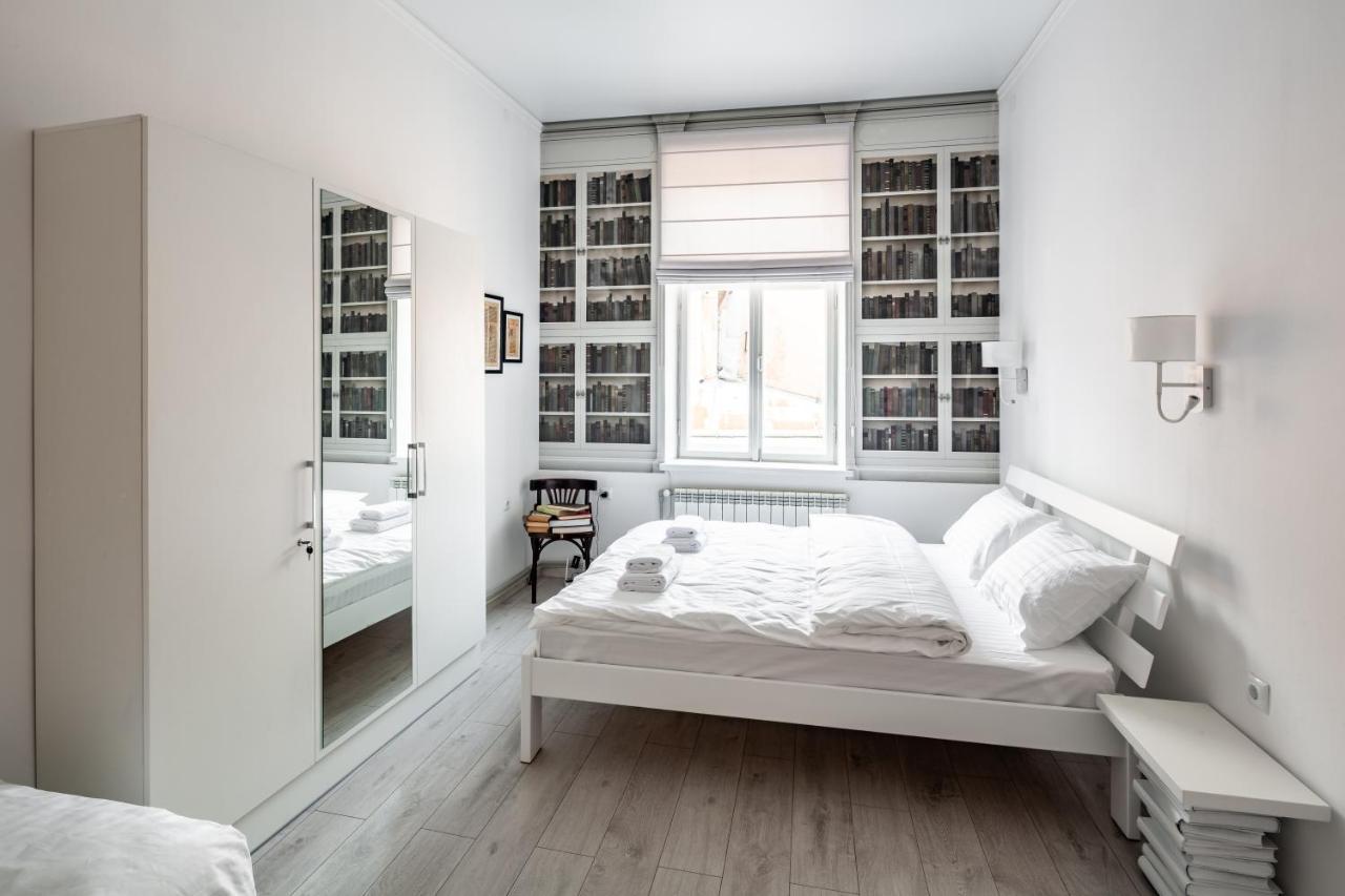 Bookinist Apartment Лвив Екстериор снимка