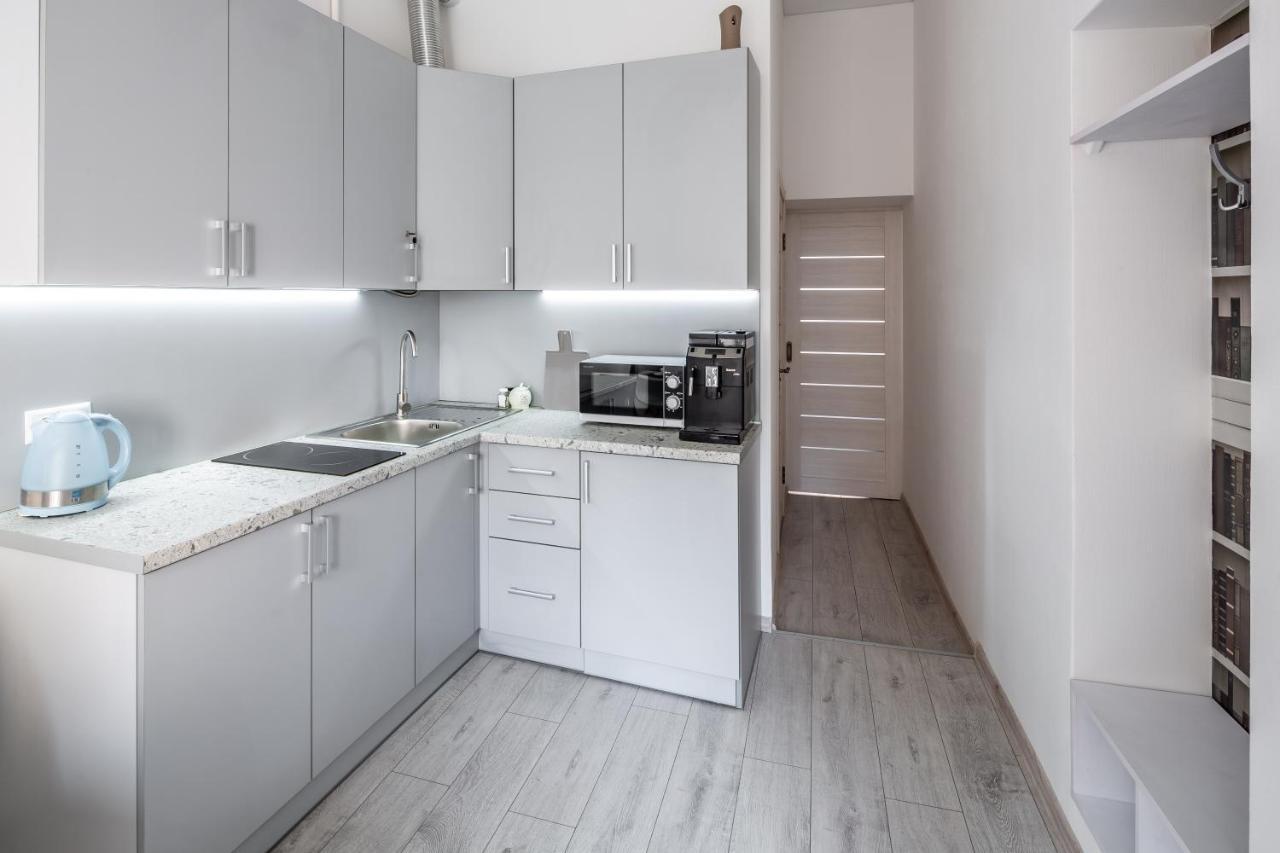 Bookinist Apartment Лвив Екстериор снимка