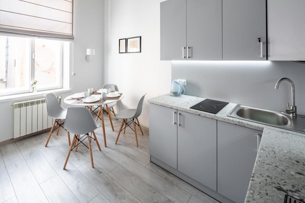 Bookinist Apartment Лвив Екстериор снимка